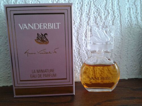 Miniature De Parfum Vanderbilt Eau De Parfum 7.5 Ml