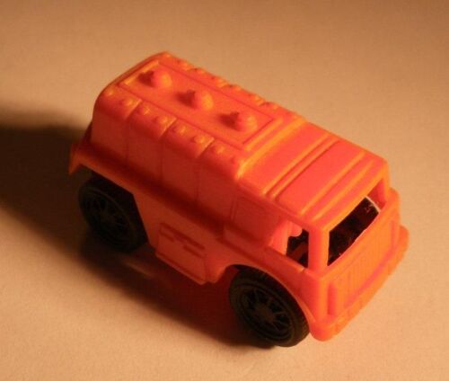 Kinder Ancien / Voiture À Friction - Camion Citerne D'aéroport Orange