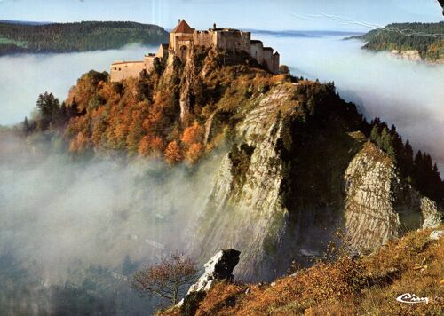 Carte Postale De La Cluse Et Mijoux (Doubs) Le Château De Joux