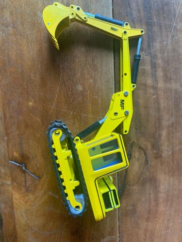 Pelleteuse Jaune À Chenilles Mf Nzg Sans Boite-Nzg