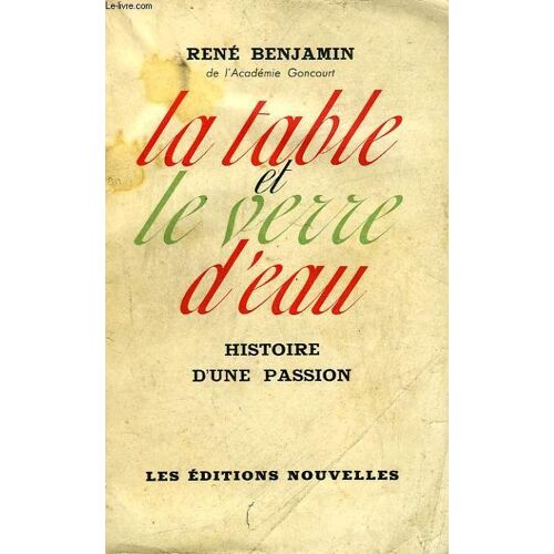La Table Et Le Verre D'eau
