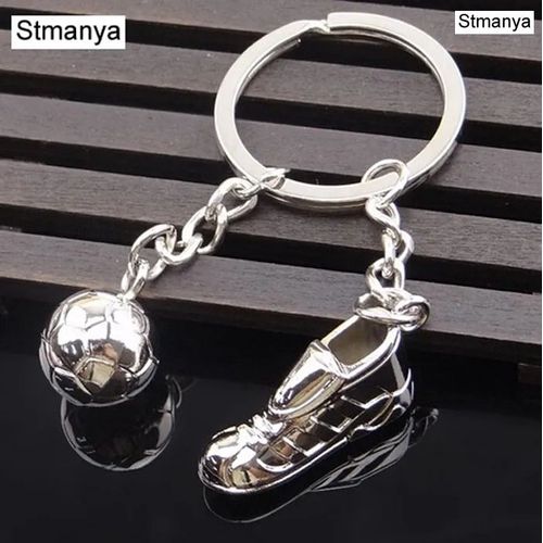 Mode Football Métal Porte-Clés Hommes Cadeau Porte-Clés Chaussures De Football Et Football Voiture Porte-Clés Cadeau Fête Porte-Clés Bijoux - Type Silver