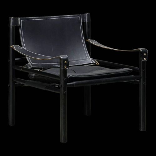 Fauteuil Lounge Sirocco Safari Daposarne Norell En Cuir Noir Et Frne Teint Noir