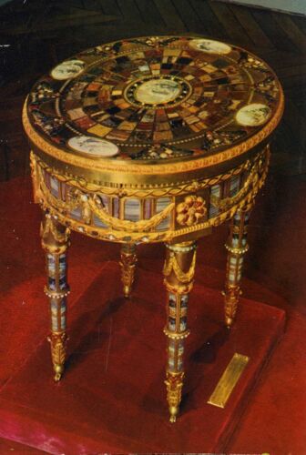 Carte Postale De Choisel (Yvelines) Le Château De Breteuil : La Table De Teschen