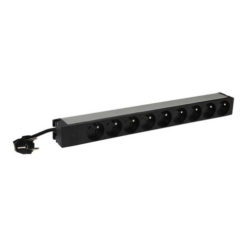 Legrand LCS³ - Unité de distribution secteur (rack-montable) - CA 230 V - 3.7 kW - monophasé - entrée : power CEE 7/7 - connecteurs de sortie : 9 (9 x type E) - 1U - 19" - 3 m cordon - France -...