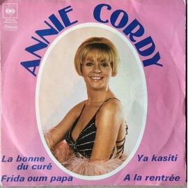 La Bonne Du Cure - Frida Oum Papa - Ya Kasiti - A La Rentree
