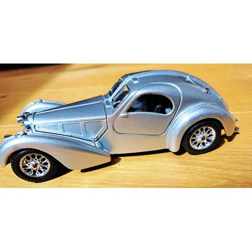 Véhicule Bugatti 57sc Atlantic 1936 Argentée Marque Bburago-18-22092s 1/24-Atlantic