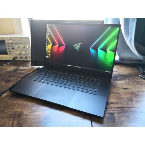 Razer Blade 15 Advanced Edition 2021 - 15" Intel Core i7 - Ram 16 Go - DD 1 To