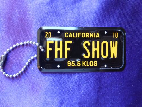 Porte Clés Fhf Show 95.5klos Plaque D'immatriculation Usa - 7x3.5 Cm En Alluminium Avec Reliefs. Station De Radio Los Angeles
