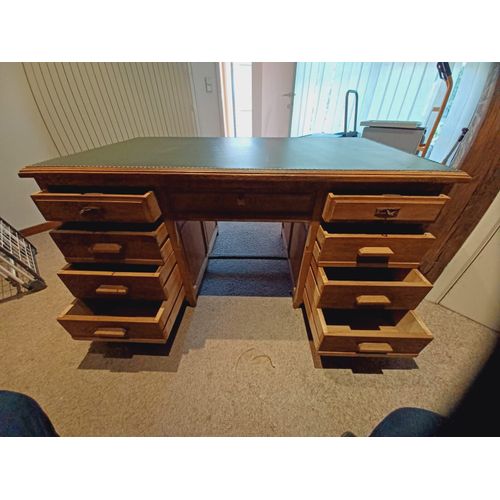 Bureau Administratif En Chêne, Milieu Du Xxème Siècle.