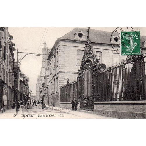 10 Troyes - Carte Ancienne - Rue De La Cité, Animée