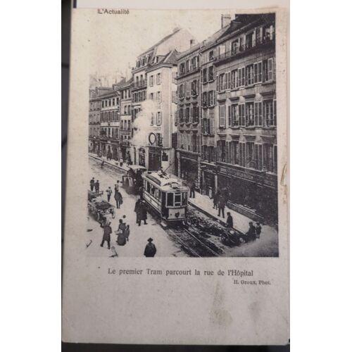 Neuchatel Rue De L Hopital Le Premier Tram 1916