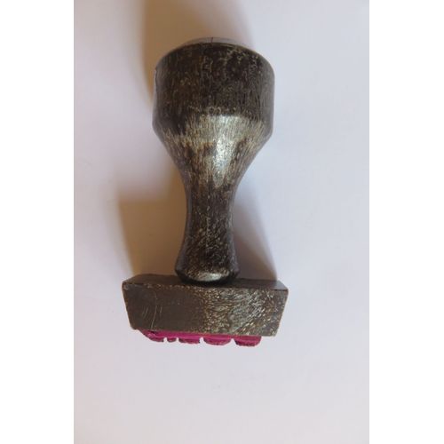 Ancien Tampon Encreur En Bois/9