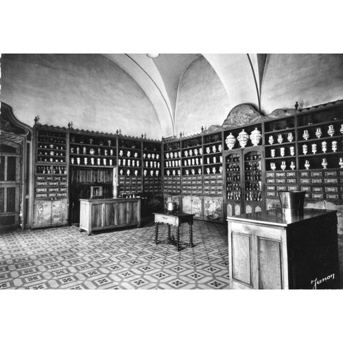 84 Carpentras - Hôtel- Dieu, Pharmacie