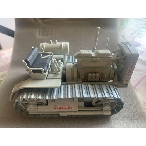 Caterpillar Sixty Crawler - 1/25 - Conrad 2873 -Conrad-Conrad
