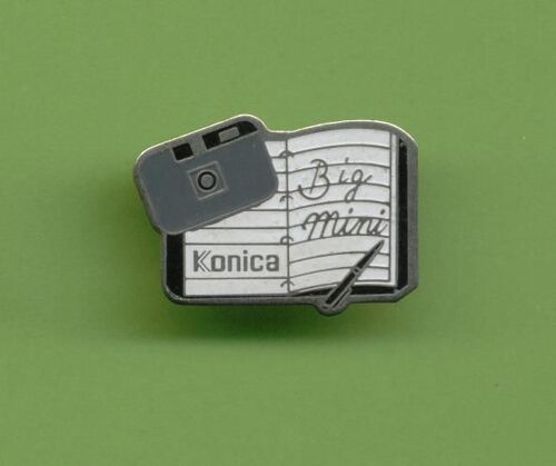 Badge Publicitaire Advertising Pins Konica Big Mini