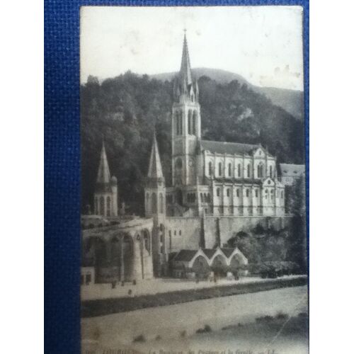 106. Lourdes - La Basilique, Les Piscines Et La Grotte - Carte Ancienne (1900) Ecrite En 1908