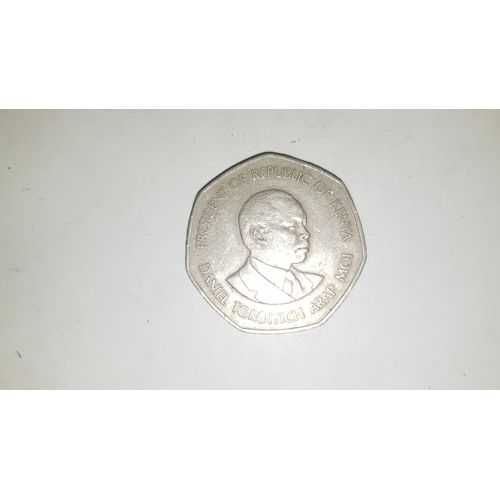 Kenya 5 Shillings 1985