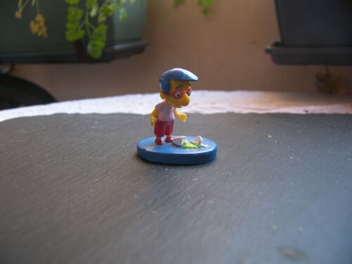 Les Simpsons - Milhouse Van Houten Renversant Son Soda