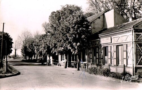 Carte Postale Ancienne, France, Aisne ( 02 ), Condé En Brie, Avenue De La Gare
