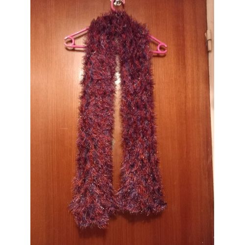 Echarpe En Tricot Fait Main En Fil De Cils Fushia , Mauve, Argenté, Polyester, Doux, Luxueux, Plumeux, Fil De Glace, Chaud, Extensible, Longueur 150 Cm, Largeur 27 Cm.