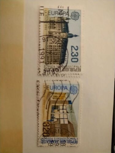 Timbre France 2642 2643 Europa Bâtiments Postaux D'hier Et D'aujourd'hui 1990