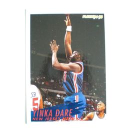 Yinka Dare - Fleer 94-95 - N°147