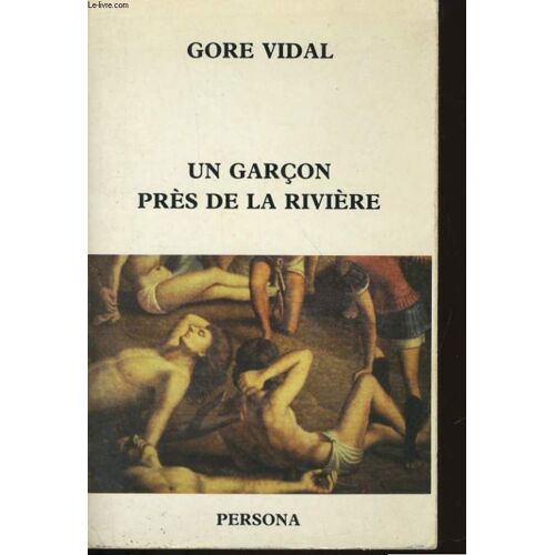 Un Garcon Pres De La Riviere