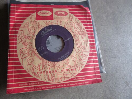 45 Tours Matt Monro The Music Played ; All That Remains Ref Capitol 15551 Usa