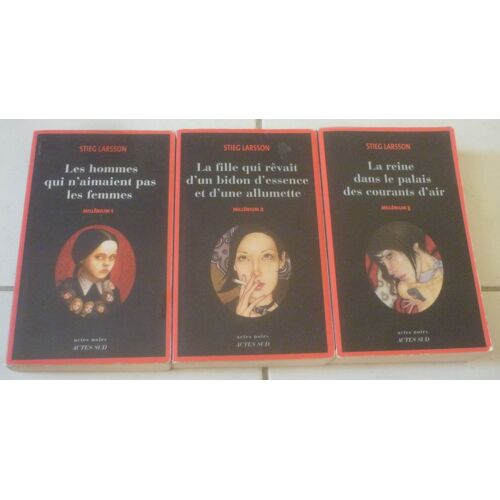Millenium Par Stieg Larsson, Trilogie En Grand Format : 1. Les Hommes Qui N'aimaient Pas Femmes + 2. La Fille Qui Rêvait D'un Bidon D'essence Et Allumette + 3. Reine Dans Le Palais Des Courants D'air