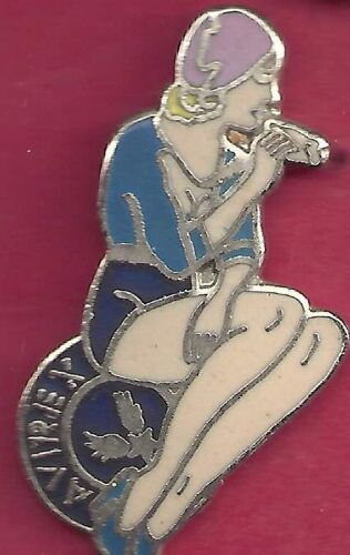 Pin's Pin'up Avirex