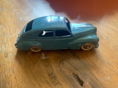 Peugeot 203 Dinky Toys Modèle Original Sans Boîte-Dinky Toys