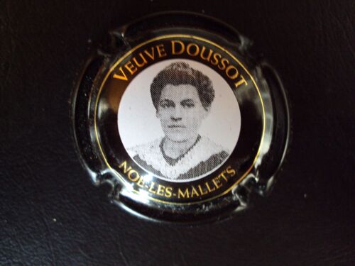 Capsule De Champagne : Veuve Doussot..Noé-Les-Mallets.