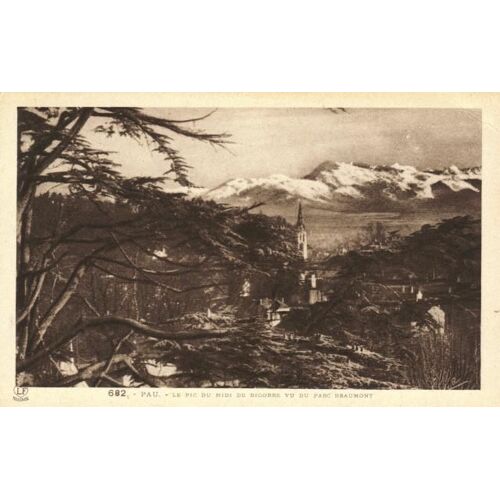 Cpa Pau " Le Pic Du Midi De Bigorre Vu Du Parc Beaumont "