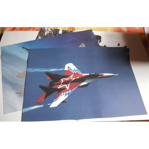 Lot De 3 Lithographies "Avions De Combat À Réaction"