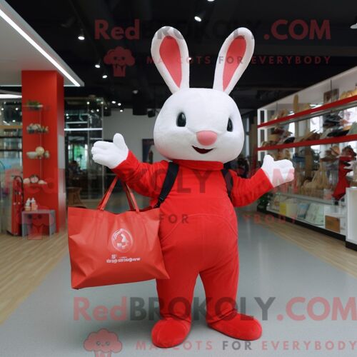 Personnage De Costume De Mascotte Redbrokoly De Lapin Rouge Habillé D Un T-Shirt À Manches Longues Et De Sacs Fourre-Tout