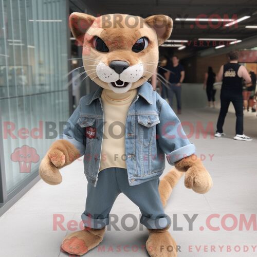 Costume Mascotte Redbrokoly De Jaguarundi Crème Personnage Habillé Avec Un Jean Et Des Boutons De Manchette