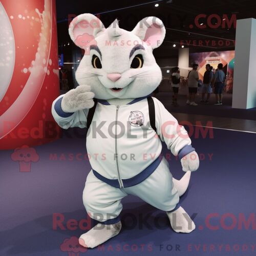 Mascotte Redbrokoly De Chinchilla Blanc Costume De Personnage Habillé Avec Un Jogging Et Des Anneaux