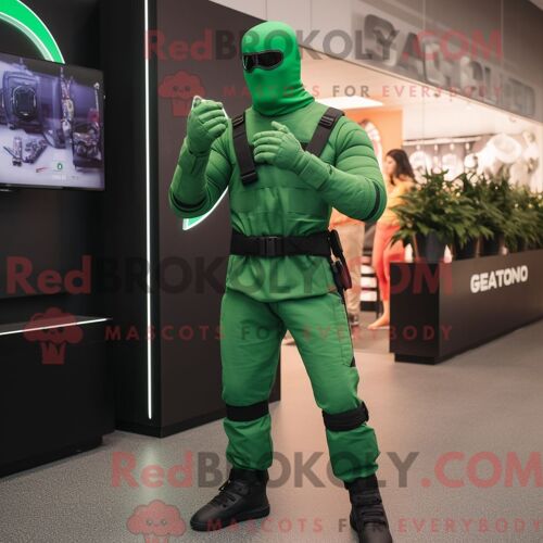 Costume Mascotte Redbrokoly De Gi Joe Vert Personnage Habillé Avec Un Jogging Et Des Montres Connectées