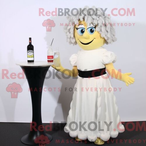 Mascotte Redbrokoly De Lasagne Blanche Costume De Personnage Habillé Avec Une Robe De Cocktail Et Des Pinces À Cheveux