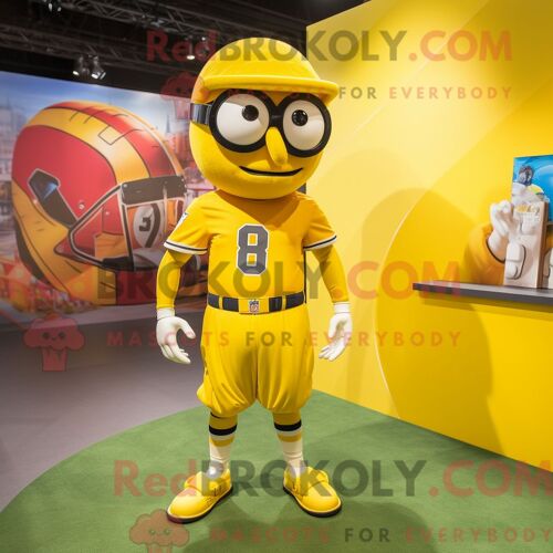 Mascotte Redbrokoly De Casque De Football Américain Jaune Personnage Costumé Habillé D Un Short Et De Cravates
