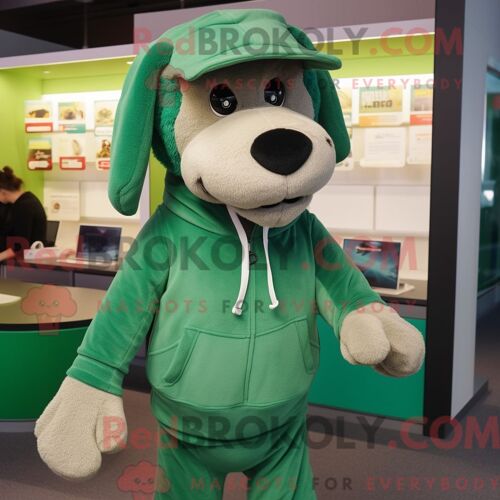 Costume De Mascotte Redbrokoly De Chien Vert Habillé Avec Un Sweat-Shirt Et Des Chapeaux