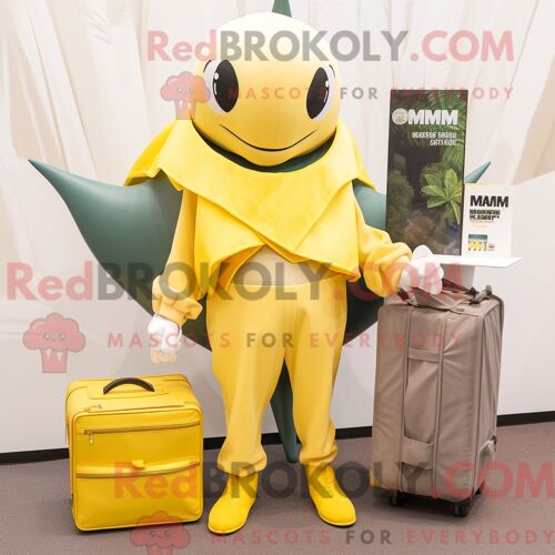 Personnage De Costume De Mascotte Redbrokoly De Paresseux Géant De Rouille Habillé Avec Une Robe De Mariée Et Des Foulards