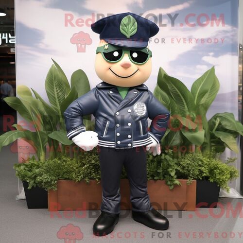 Costume Mascotte Redbrokoly D Épinards Bleu Marine Habillé D Une Veste En Cuir Et De Pinces À Chaussures