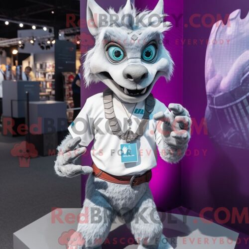 Personnage De Costume De Mascotte Redbrokoly De Bouteille De Moutarde Vert Forêt Habillé Avec Une Salopette Et Des Colliers