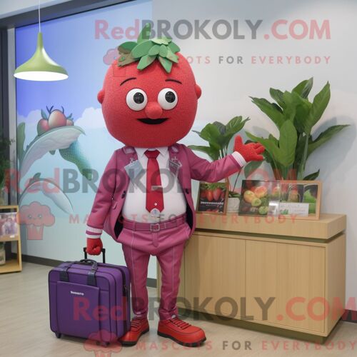 Personnage De Costume De Mascotte Redbrokoly De Fraise Magenta Habillé Avec Une Chemise Oxford Et Des Porte-Documents