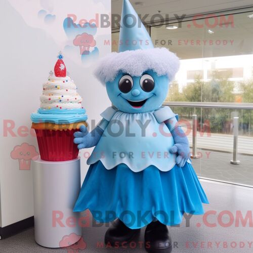 Personnage De Costume De Mascotte Redbrokoly De Cupcake Bleu Ciel Habillé Avec Une Jupe Longue Et Des Épingles À Chapeau