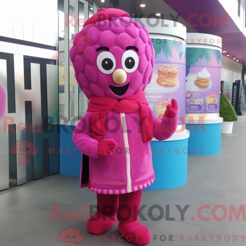 Personnage De Costume De Mascotte Redbrokoly De Martre De Lavande Habillé Avec Une Robe Portefeuille Et Des Bracelets De Cheville