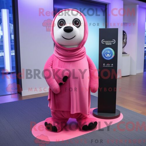 Costume De Mascotte Redbrokoly De Phoque Rose Habillé D Un Polo Et De Châles