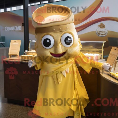 Costume Mascotte Redbrokoly De Ceviche Doré Personnage Habillé Avec Une Mini Robe Et Des Casquettes